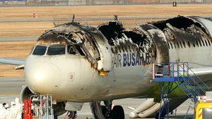 Tot mai multe incendii în avioane sunt provocate de un obiect pe care milioane de pasageri îl au în bagaj
