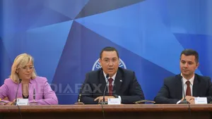 CE a adoptat Programul pentru Infrastructură Mare, pentru 2014-2020. Ponta şi Creţu, prezenţi la o ceremonie simbolică de semnare - VIDEO