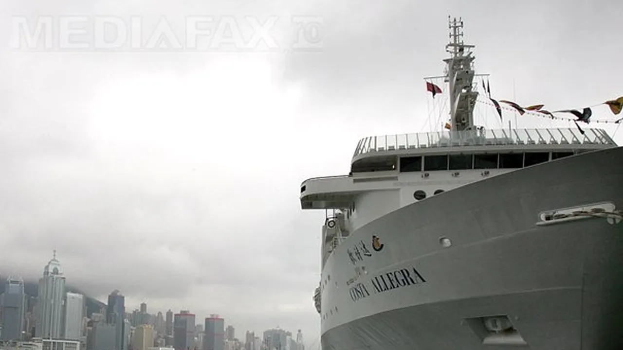 Două nave de pescuit franţuzeşti, deviate pentru a remorca nava Costa Allegra