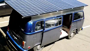 Autobuz Hippie ultramodern pentru secolul 21. Dubiţa Volkswagen cu energie solară - GALERIE FOTO