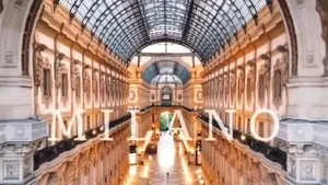 Ultima colecție semnată Giorgio Armani prezentată într-un spectacol cu vedete la Milano