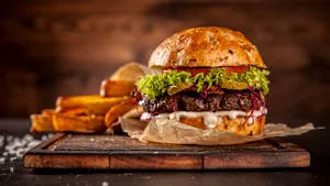 Cât timp trebuie să petreci de fapt la sală ca să arzi caloriile mâncărurilor de tip fast food