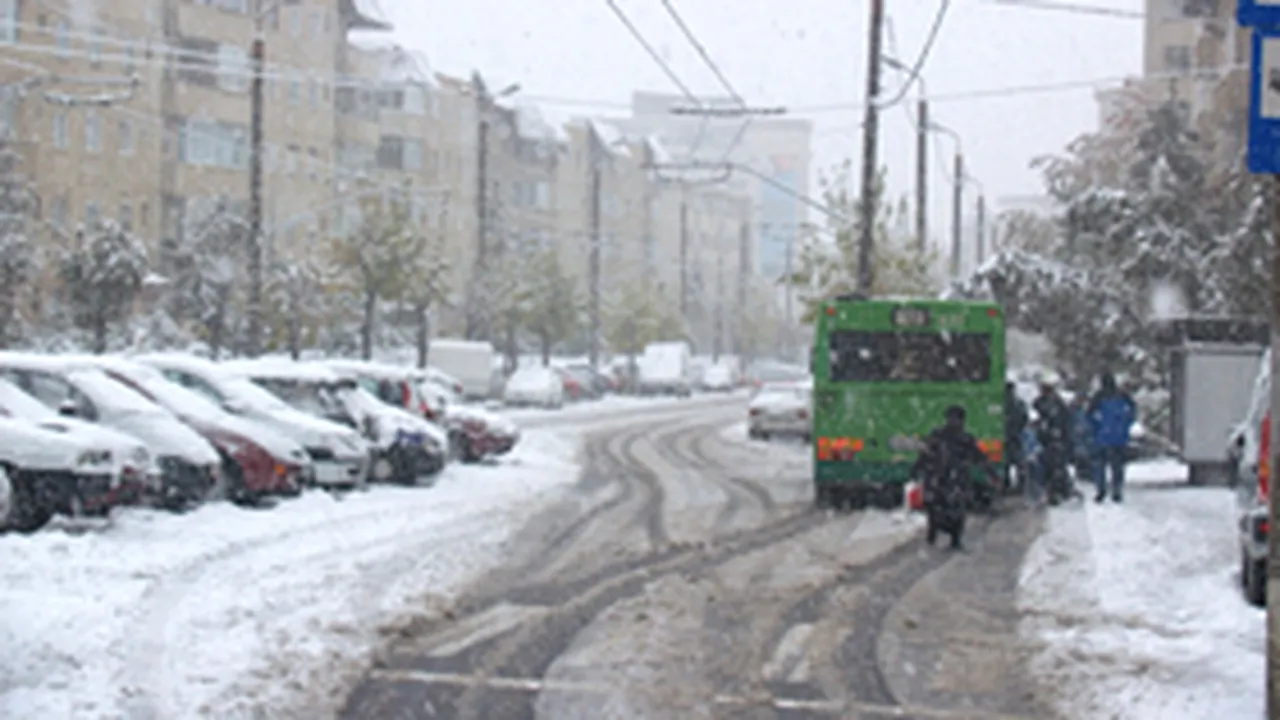 Bucharest Traffic Frozen After Heavy Snow Storm