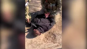 Ruşii adună cu arma tinerii ucraineni din Herson

