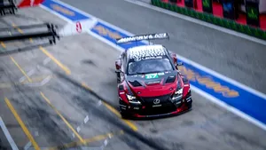 Premieră istorică: Pilotul român Răzvan Umbrărescu va concura în cursa Le Mans