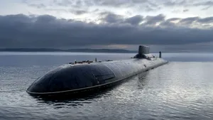 Submarin militar rus, depistat recent, la suprafaţă, în largul coastelor Franţei