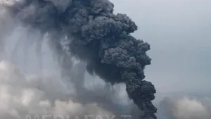 Indonezia: Cel puţin 14 morţi în urma erupţiei unui vulcan
