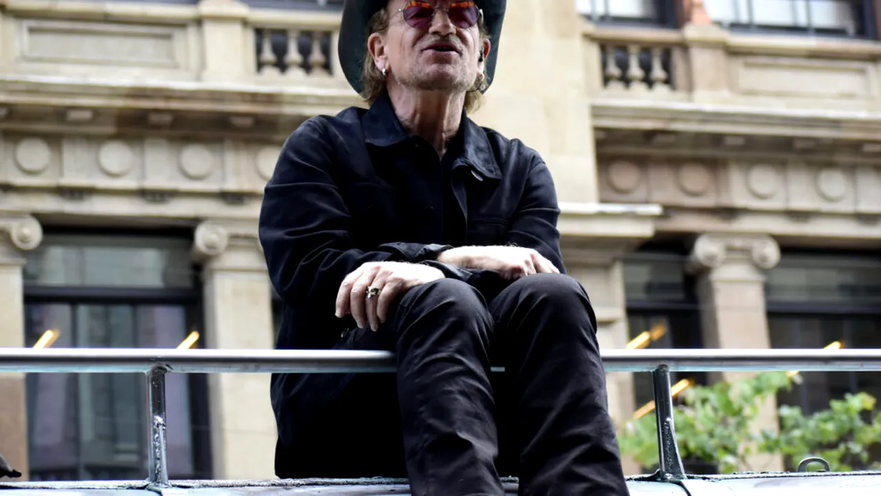 Monedă de colecție lansată în onoarea legendarei trupe rock U2