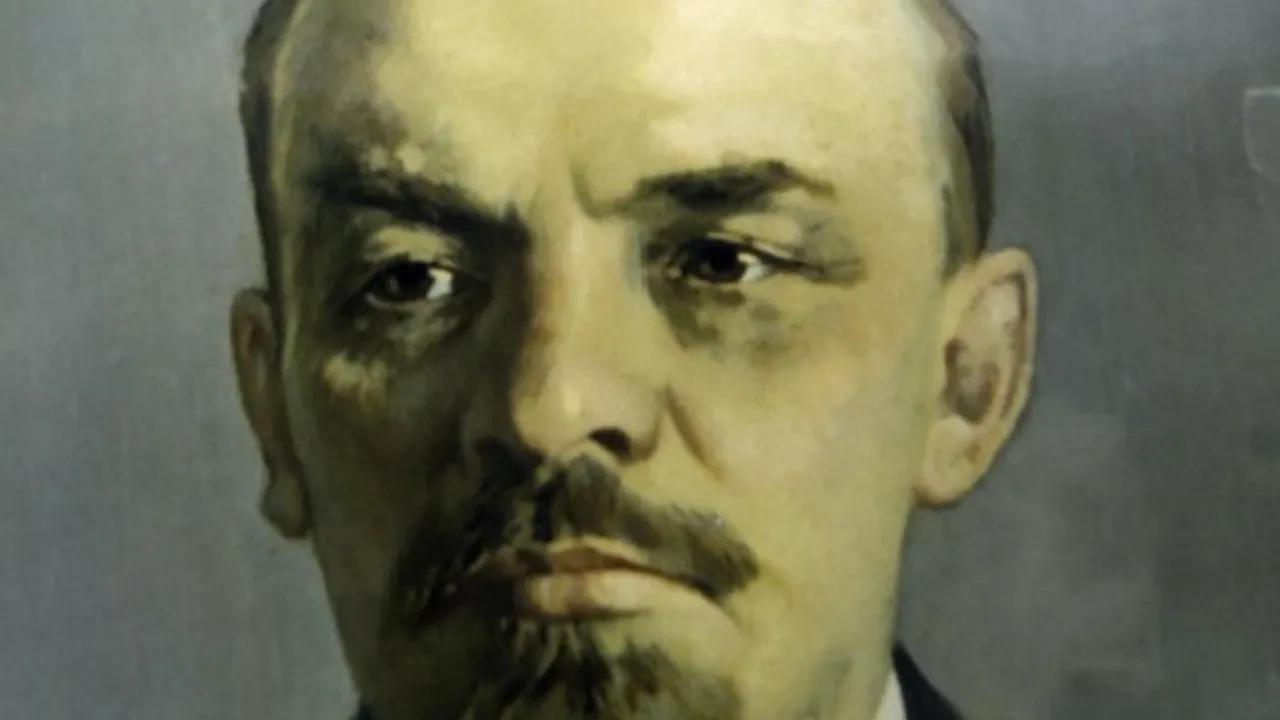 Două mii de comunişti ruşi l-au comemorat pe Lenin şi au denunţat alegerile