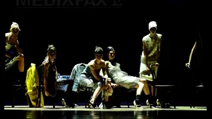 O parte din colecţia pentru primăvară/vară 2012 a lui Marc Jacobs, furată