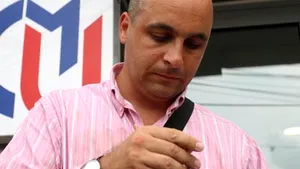 Tatăl copilului decedat după anestezie la CMU, audiat cinci ore de poliţişti - VIDEO