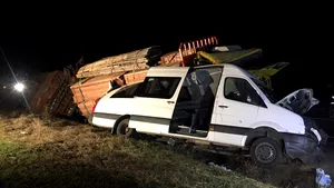 ACCIDENTUL din Buzău: Cinci dintre persoanele rănite, transportate la spitale din Bucureşti