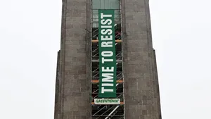 Greenpeace se judecă în Olanda: un proces cu miză mondială împotriva ”hărțuirii legale”
