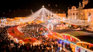 Mii de persoane au participat la deschiderea Târgului de Crăciun de la Sibiu