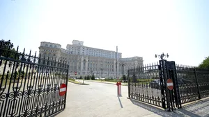 MEDIAFAX ZOOM: Palatul Parlamentului - GALERIE FOTO