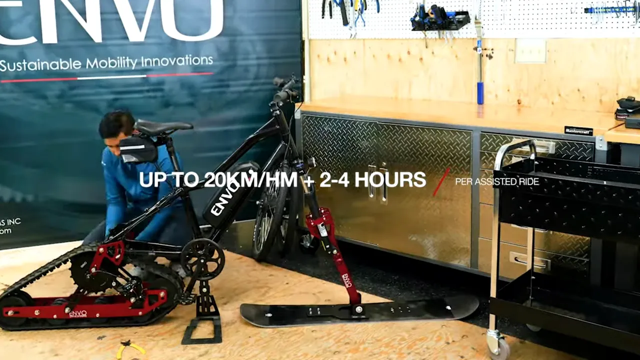 O nouă invenţie: snowbike-ul electric. Are o autonomie de 10km şi costă peste 2000 de dolari