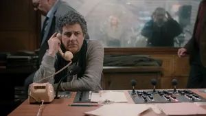 România va avea un reprezentant la festivalul Internaţional de Film de la Veneţia. ANUL NOU CARE NU A FOST, lungmetrajul de debut al regizorului Bogdan Mureşanu, va avea premiera mondială 