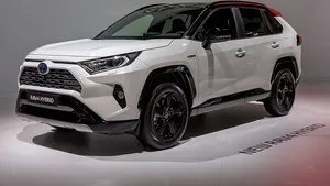 Cauţi o maşină pentru noul an? Iată un top de 17 maşini ideale pentru 2022 