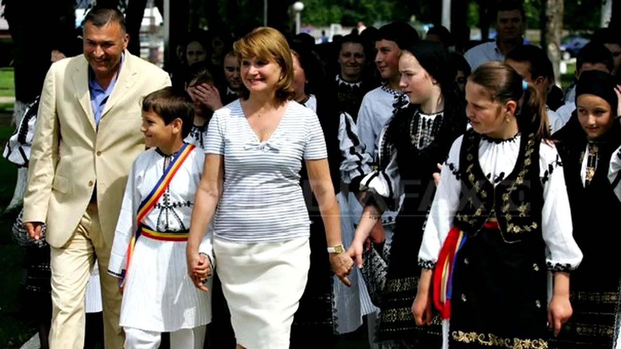 Maria Băsescu, prezentă la Ziua Porţilor Deschise pentru Copii la Jandarmerie