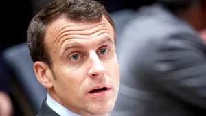 Macron acuză Turcia că trimite mercenari şi nave militare în Libia: „O încălcare gravă şi flagrantă a acordului de la Berlin”