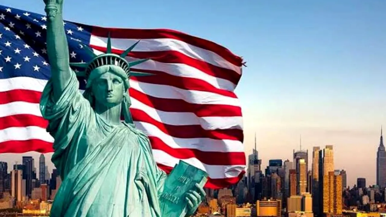 Un turist adolescent a vandalizat opere de artă la Muzeul Metropolitan din New York