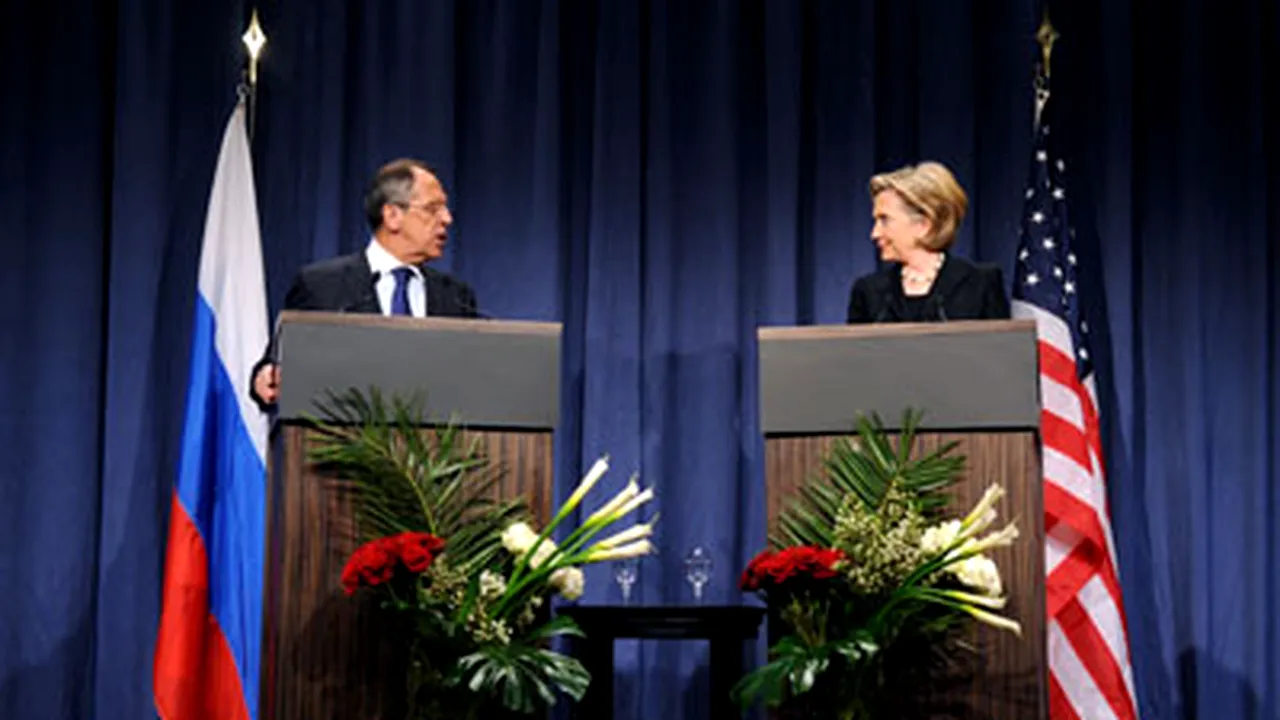Hillary Clinton, ironizată pentru cadoul oferit lui Lavrov (Video)
