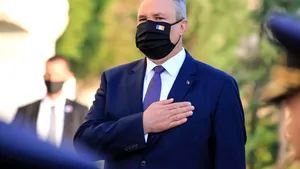 Copilăria neştiută a premierului Nicolae Ciucă. Din solda de subofiţer, tatăl său a hrănit toată familia. Pasiunile ascunse ale şefului Guvernului