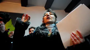 Executoarea Şomăldoc îl dă în judecată pe Vadim: O să rămân în sediu până când unul dintre noi se plictiseşte