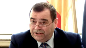 Avocatul Poporului a contestat la CC ordonanţa privind cumulul pensiei cu salariul