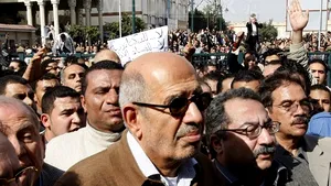 Mohamed ElBaradei: SUA îşi pierd credibilitatea prin sprijinul acordat lui Hosni Mubarak