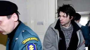 Eliberarea solistului trupei Noir Désir, contestată de Nadine Trintignant