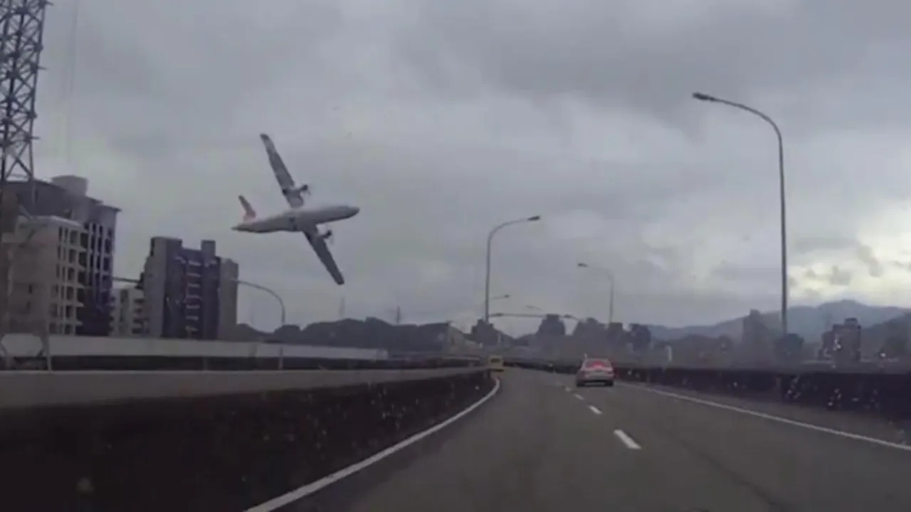 Cronologia tragediilor aviatice din ultimii doi ani - 1103 persoane au decedat şi doar 15 au supravieţuit. Iulie 2014, cea mai nefastă lună pentru aviaţia internaţională - VIDEO