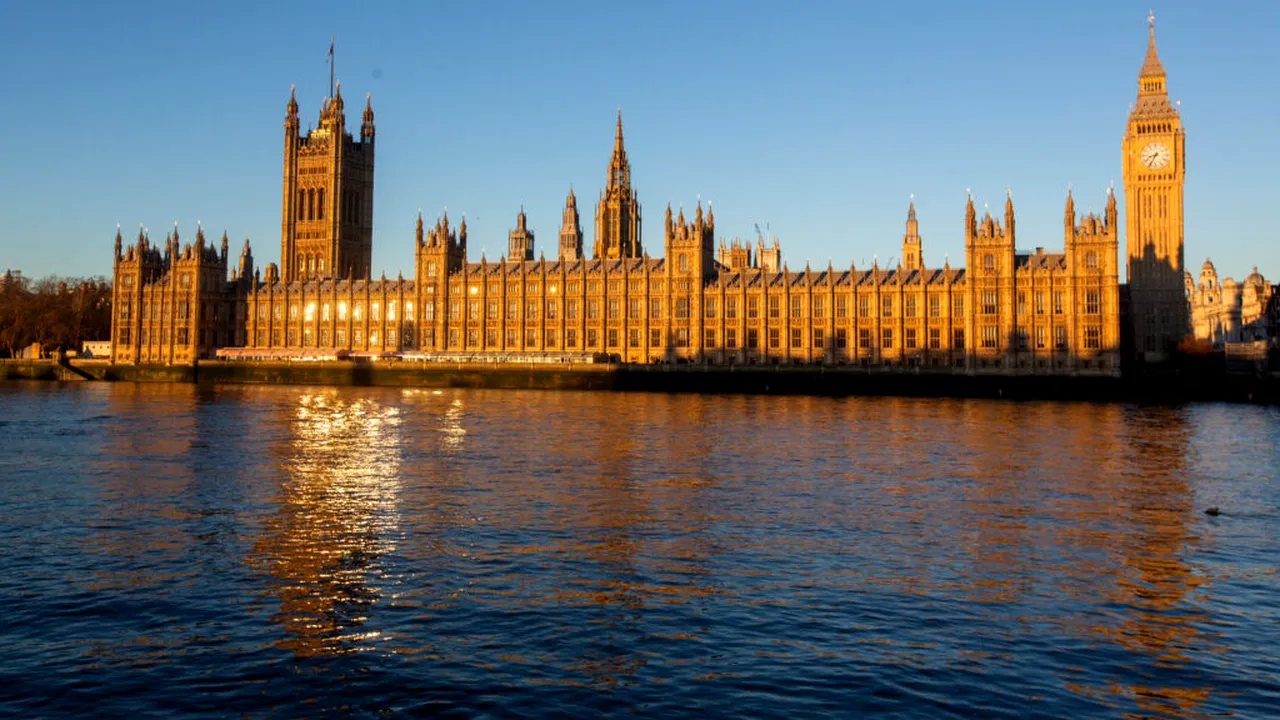 Marea Britanie abordează „urgența” antisemitismului, în urma atacului de miercuri la Londra