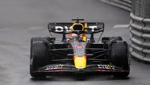 Max Verstappen câştigă a cincea cursă a sezonului, la Marele Premiu al Canadei