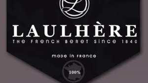 Ultimul producător de berete din Franţa se luptă pentru supravieţuire