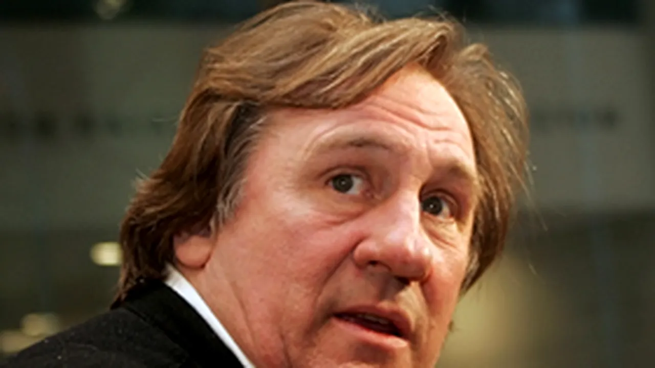 Gérard Depardieu, amendat pentru vătămarea corporală a unui fotograf italian