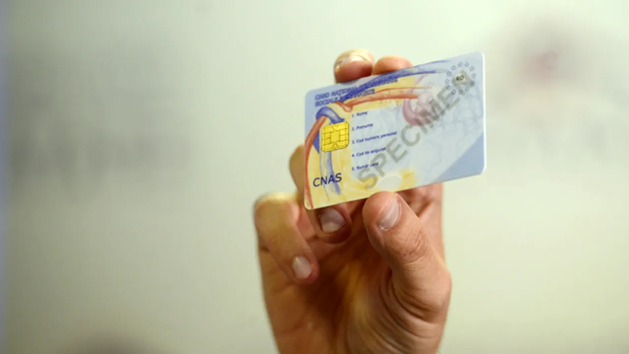 Medici de familie: Toată populaţia, nu numai asiguraţii, ar fi trebuit să aibă card de sănătate