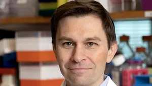 Visul tinereții fără bătrânețe: Primul test pe oameni al unei terapii care ar putea inversa îmbătrânirea