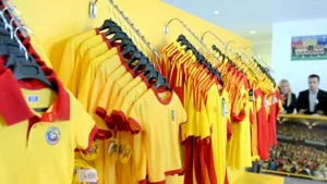 Magazin şi cafenea pentru suporterii echipei naţionale, deschise în curtea Casei Fotbalului