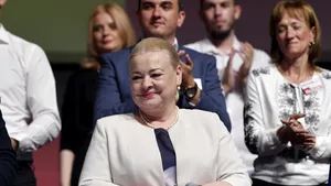 Rodica Nassar, aspirantă la scaunul de secretar deţinut de Codrin Ştefănescu: Îndrăzniţi şi votaţi pentru o doamnă 