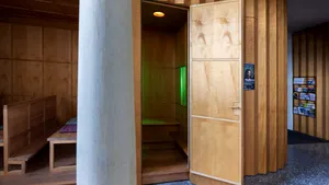 O biblie queer a fost furată din capela Sf. Petru din Lucerna / Este al doilea incident de acest tip, de la începutul anului