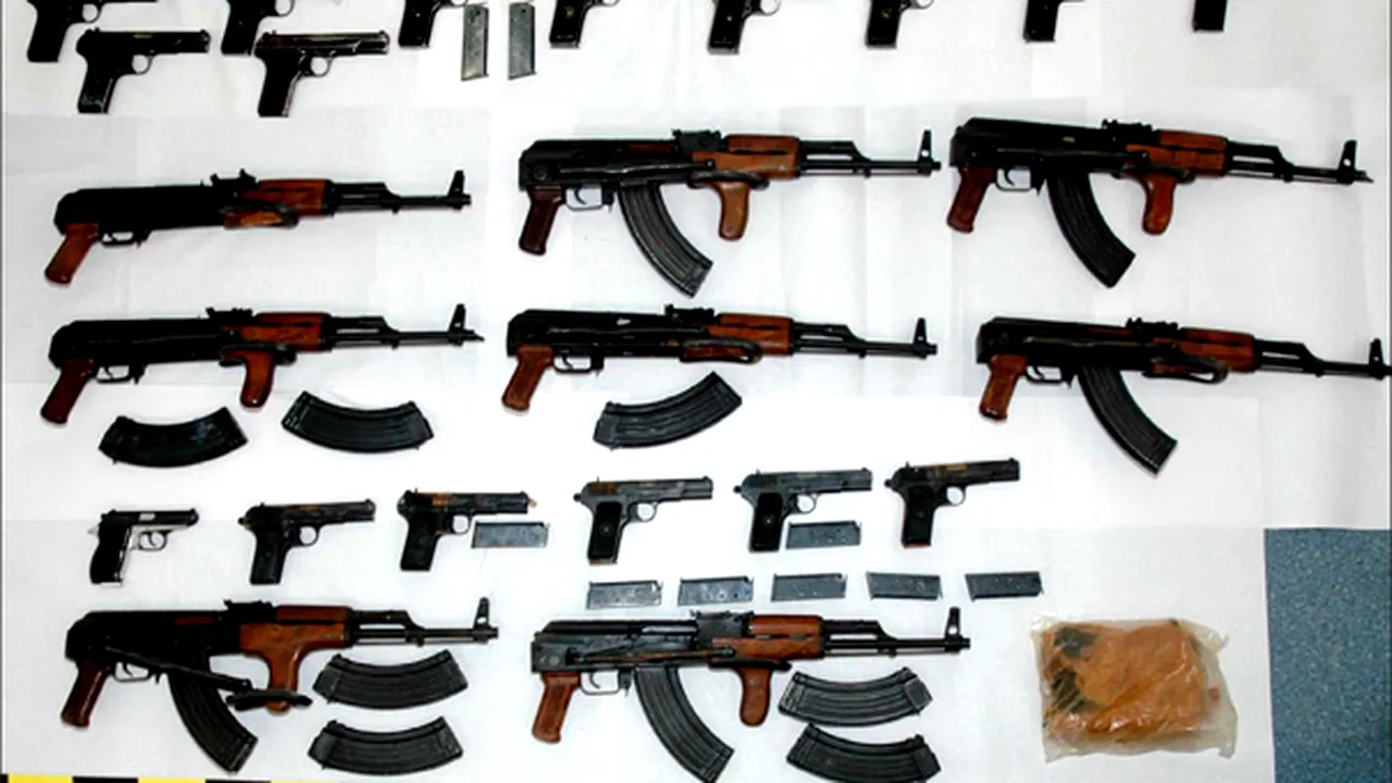 Unul din fraţii Iordan, căutat în cazul furtului de arme de la Ciorogârla, a fost prins