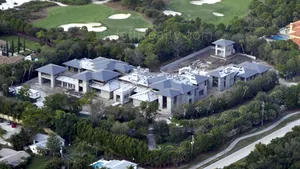 Michael Jordan îşi construieşte o casă enormă. Vezi aici cum arată