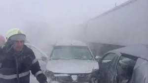 O persoană a murit şi alte şase au fost rănite în urma unui accident în judeţul Neamţ