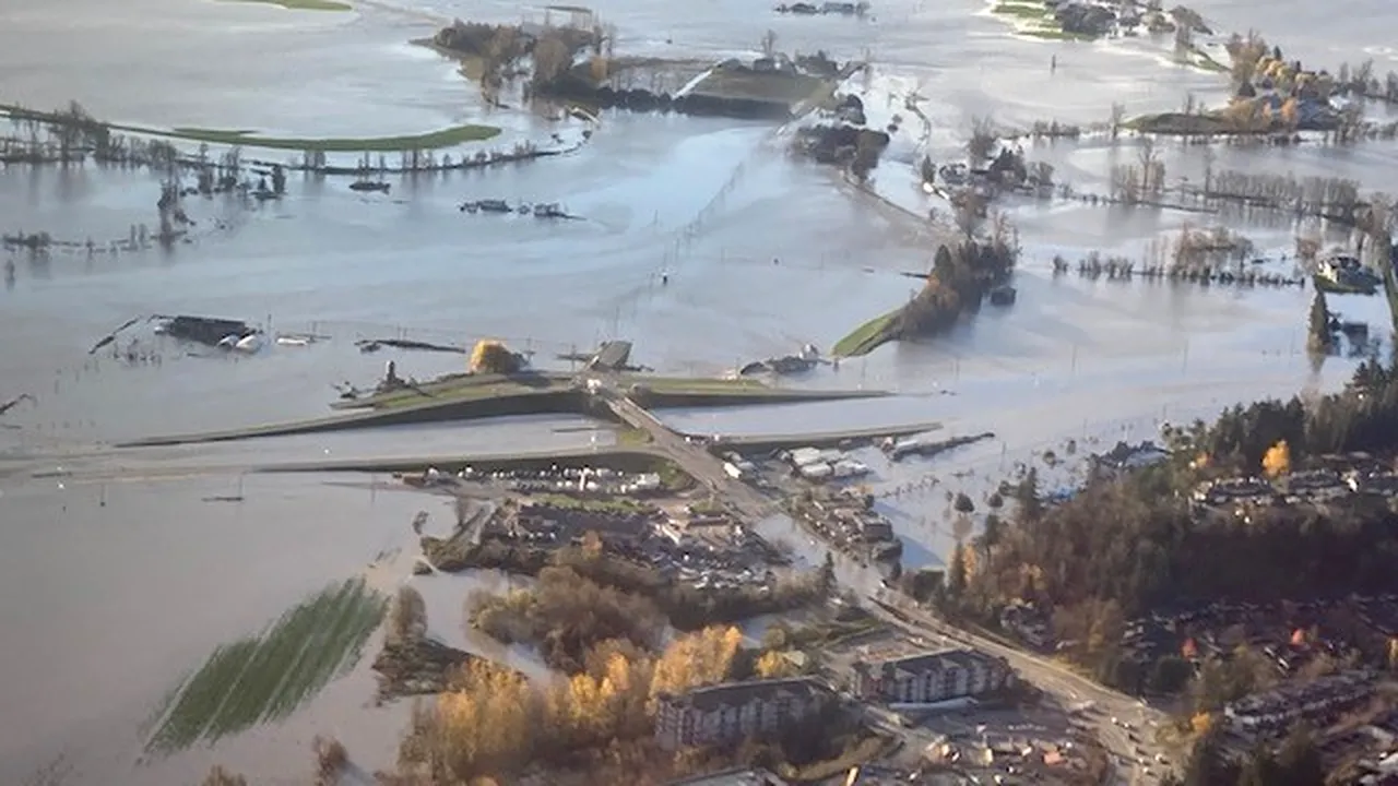 Stare de urgenţă în Canada. Armata va fi trimisă în British Columbia unde inundaţiile fac ravagii