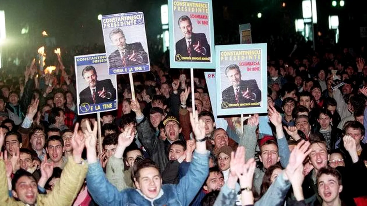 Vineri, 29 noiembrie 1996 / 16:21:00 - Prima alternanţă la putere: Emil Constantinescu - preşedinte, Guvernul Ciorbea este instalat