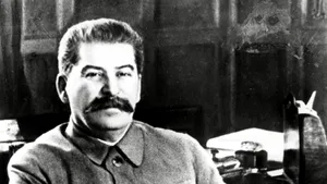 ISTORIA FĂRĂ PERDEA Marius Oprea / ”Stalin ne ia tot grîul, fără a se gîndi că trebuie să trăim şi noi”. Abuzurile ruşilor în România, preambul al crimei organizate de Securitate împotriva românilor
