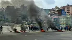 Casele liderilor politici din Nepal, incendiate pe fondul protestelor față de interdicția rețelelor