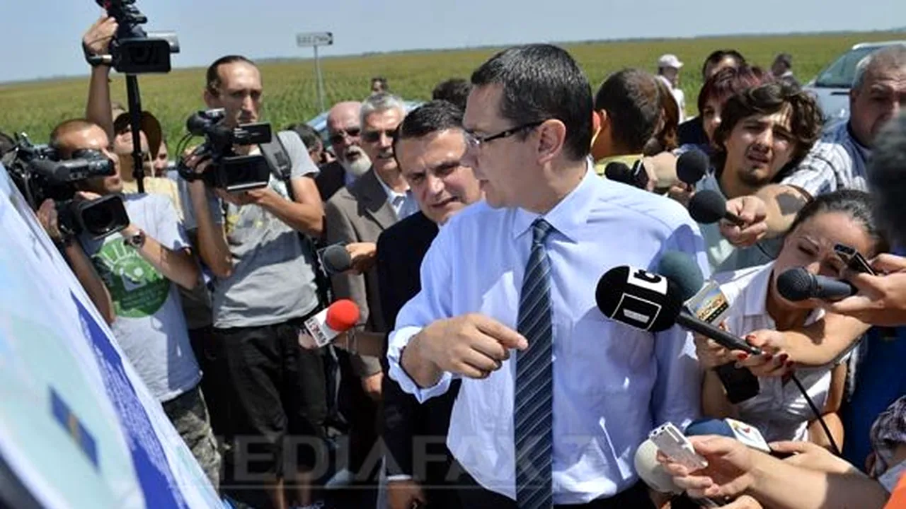 O susţinătoare USL către Ponta: Să-l scoateţi pe domnul Năstase de acolo. Ponta: Îl scoatem