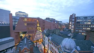 A fost emisă o alertă de poluare severă a aerului, la Londra